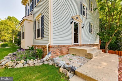 6315 Mary Todd Ct, Centreville, VA 20121 - photo 3