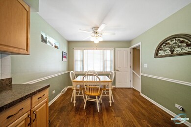 1430 Suffolk Ave, Westchester, IL 60154 - photo 6