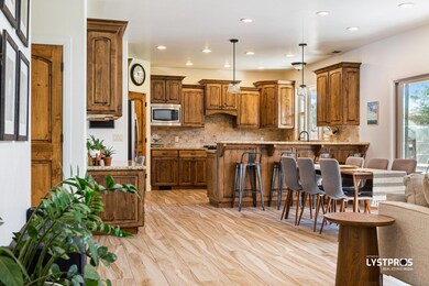 2843 S 2460 E - www.lystpros.com -4