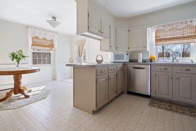 3 Jason Dr, Stratham, NH 03885 - photo 5