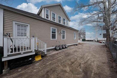 5 Pleasant St, Lincoln, NH 03251 - photo 3