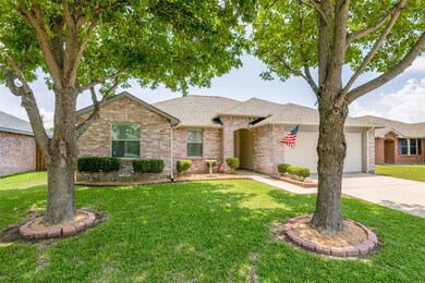 2914 Jamestown Dr, Wylie, TX 75098 - photo 2