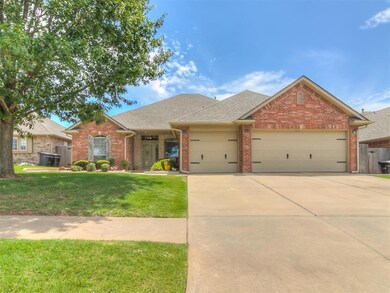 2624 SE 5th St, Moore, OK 73160 - photo 4