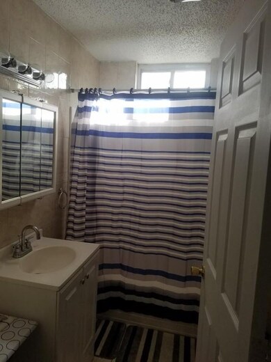 24 May St unit 26, Lawrence, MA 01841 - photo 4