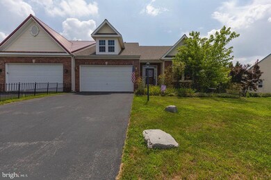 3063 Sundown Dr unit 41, Chambersburg, PA 17202 - photo 2