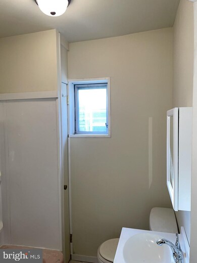 347 Linden St, Reading, PA 19604 - photo 6