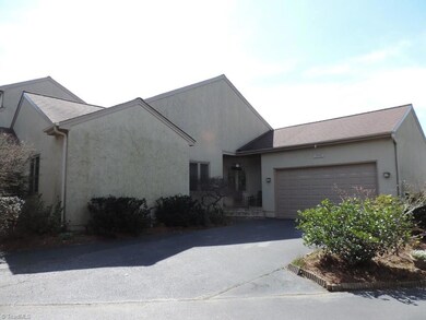 Wonderful one level townhouse at popular Lake Point