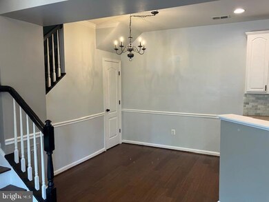 126 Mountain Creek Cir, Frederick, MD 21702 - photo 5