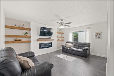 733 Mc Caffree Cir, Gardner, KS 66030 - photo 4