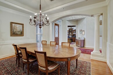 8701 Lanell Ln, Houston, TX 77055 - photo 7