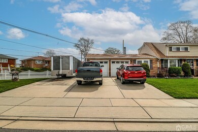 116 Daniel St, Carteret, NJ 07008 - photo 4