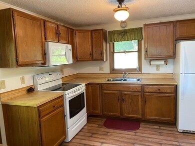 370 Nichols Rd, Barre, MA 01005 - photo 6
