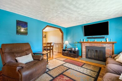 43 Standish Rd, Bellingham, MA 02019 - photo 6