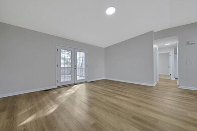 3843 Peak Ridge Dr, Columbus, OH 43230 - photo 7