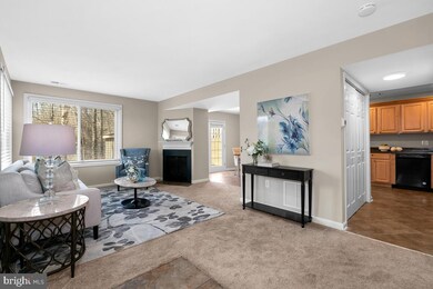 18506 Bay Leaf Way, Germantown, MD 20874 - photo 7