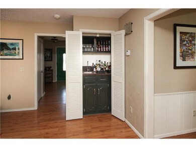 Other. Wet Bar