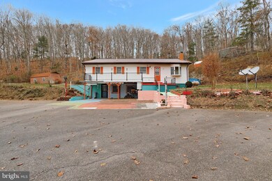 14014 Hollow Rd, Hancock, MD 21750 - photo 7