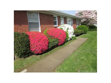 18 Lelia Ave, Jeffersonville, IN 47130 - photo 3