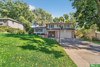 827 S 121st St, Omaha, NE 68154 - photo 5