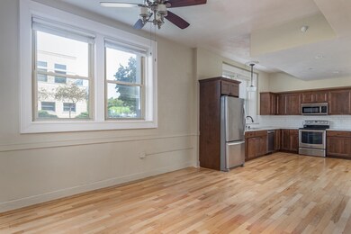 105 Washington Ave unit 1, Oshkosh, WI 54901 - photo 5