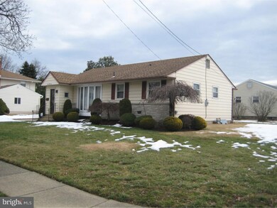 149 Hollyoke Rd, Somerdale, NJ 08083 - photo 2