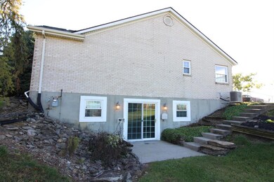 7135 Kyles Station Rd, Liberty Township, OH 45044 - photo 3