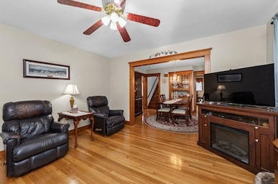 43 Jefferson Ave, Everett, MA 02149 - photo 5