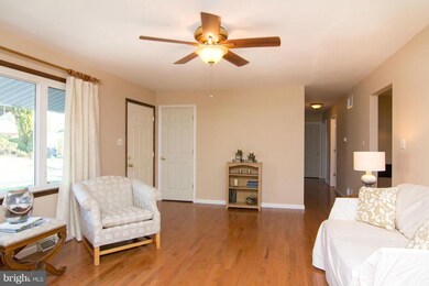 7270 Pommel Dr, Sykesville, MD 21784 - photo 4