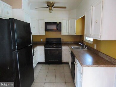 5709 Westgate Rd, Lanham, MD 20706 - photo 4