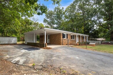 1036 Redwood Dr, Asheboro, NC 27205 - photo 4