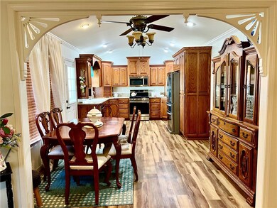 410 SW O St, Bentonville, AR 72712 - photo 4