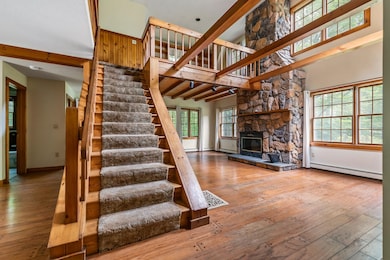 442 Olde Farms Rd, Grantham, NH 03753 - photo 4