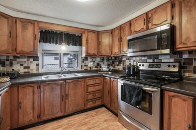 49 Kilton St, Taunton, MA 02780 - photo 7