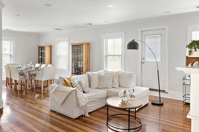 1281 Walnut St unit 2, Newton Highlands, MA 02461 - photo 3