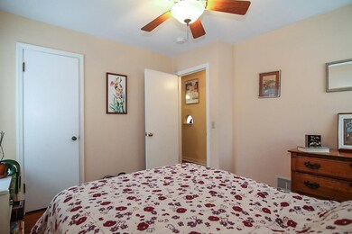 205 W Lakeview Ave, Madison, WI 53716 - photo 7