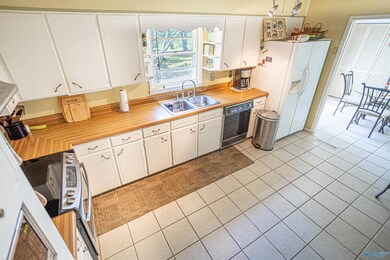 249 Monterey Cir, Gadsden, AL 35901 - photo 7