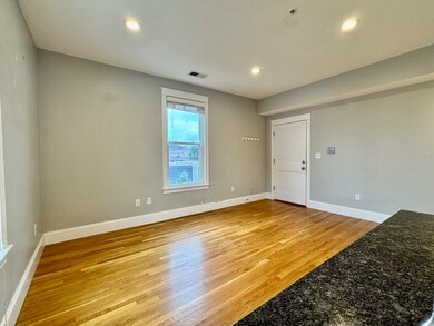 405 S Huntington Ave unit 2R, Jamaica Plain, MA 02130 - photo 7