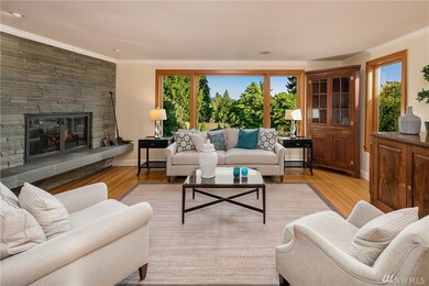 4241 E Mercer Way, Mercer Island, WA 98040 - photo 2