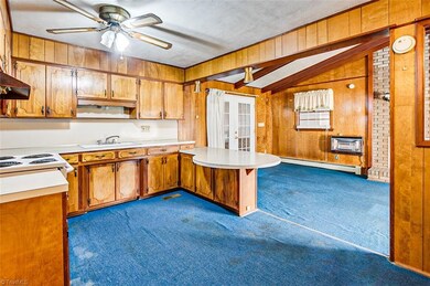 563 Halifax St, Asheboro, NC 27205 - photo 6