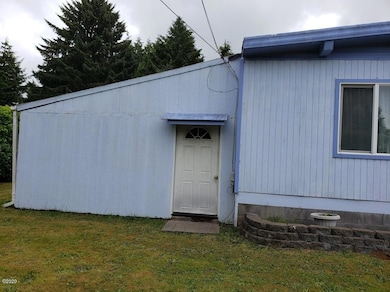 522 SE Reef Ave, Lincoln City, OR 97367 - photo 2