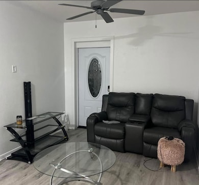 600 Sardinia Cir, Davenport, FL 33837 - photo 3