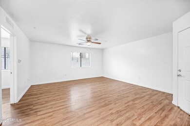 3065 N 67th Ave unit 135, Phoenix, AZ 85033 - photo 4