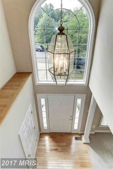 8804 Sumner Grove Dr, Laurel, MD 20708 - photo 3