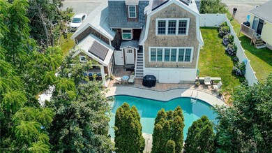 174 Center Ave, Middletown, RI 02842 - photo 2