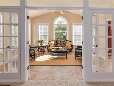 160 Old Chimney Rock Rd, Hendersonville, NC 28792 - photo 6