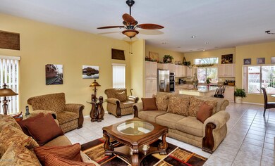 14222 W Robertson Dr-large-017-14-Family