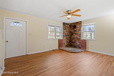 4-web-or-mls-1184-outer-dr