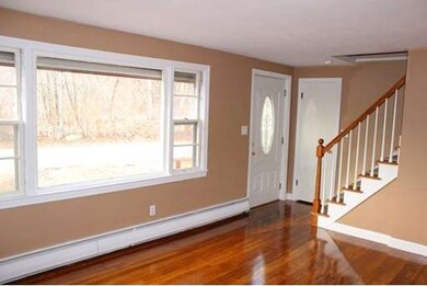 8 Bond St, Spencer, MA 01562 - photo 2