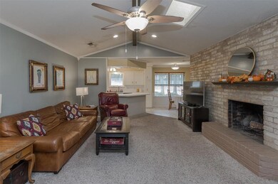 112 Lexington Ln, Denton, TX 76205 - photo 7