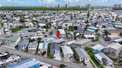 976 Nettles Blvd, Jensen Beach, FL 34957 - photo 2